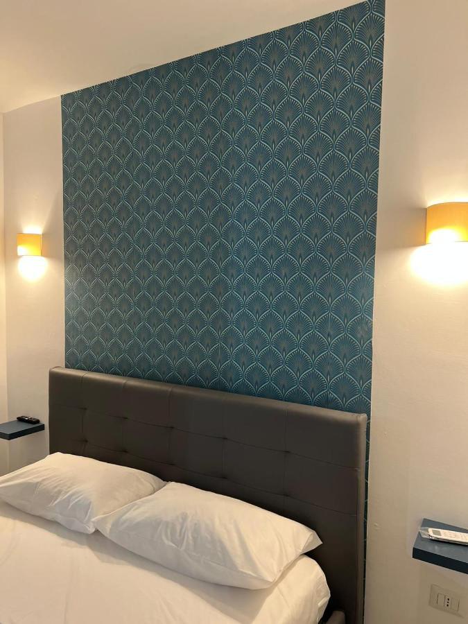 Cristiano Room Napoli Eksteriør bilde